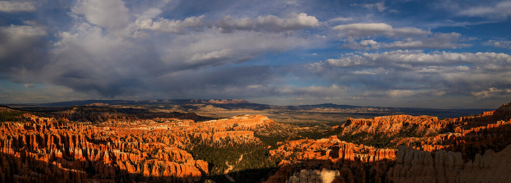 Bryce Canyon stunning view red sandstone sunrise sunset national park pano panoramic