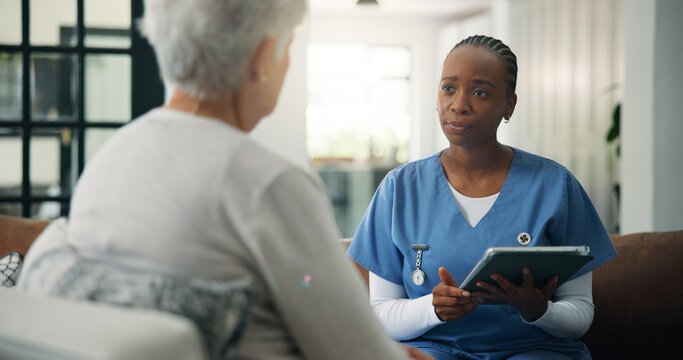 Discussion, patient and caregiver with tablet in home, health evaluation results and medical counseling. Speaking, tech and senior person with nurse for assessment report, support or diagnosis talk