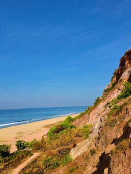 Murudeshwar Beach &ndash; Golden Sand, Water Sports, Sunset View with Shiva Statue Silhouette

