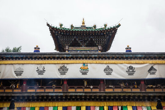 Xining Tibetan Temple with Golden Spire and Ornate Eaves