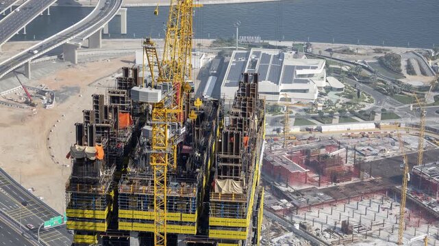 timelapse of construction of a new skyscaper in dubai 