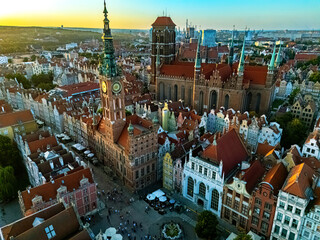 Obraz premium Architecture of old town in Gdansk with Main City Hall, Poland