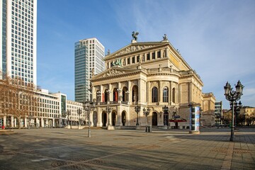 Fototapeta premium Alte Oper Frankfurt historic opera house square