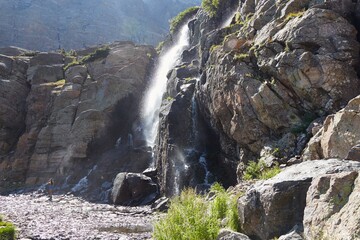 The stunning views from Rocky Mountain National Park's Sky Pond hike
