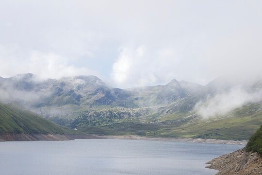 Lai da Sontga Maria beim Lukmanierpass