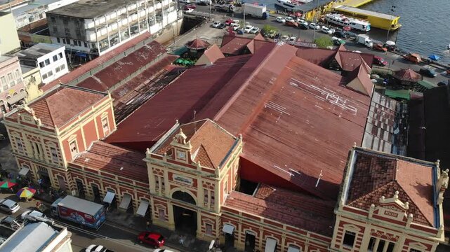 Mercado Adolpho Lisboa no centro hist&oacute;rico de Manaus