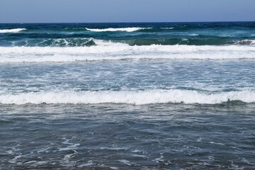 山形県庄内浜の荒波