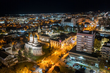 Obraz premium Aerial view night shot with Iasi City Center in Romania