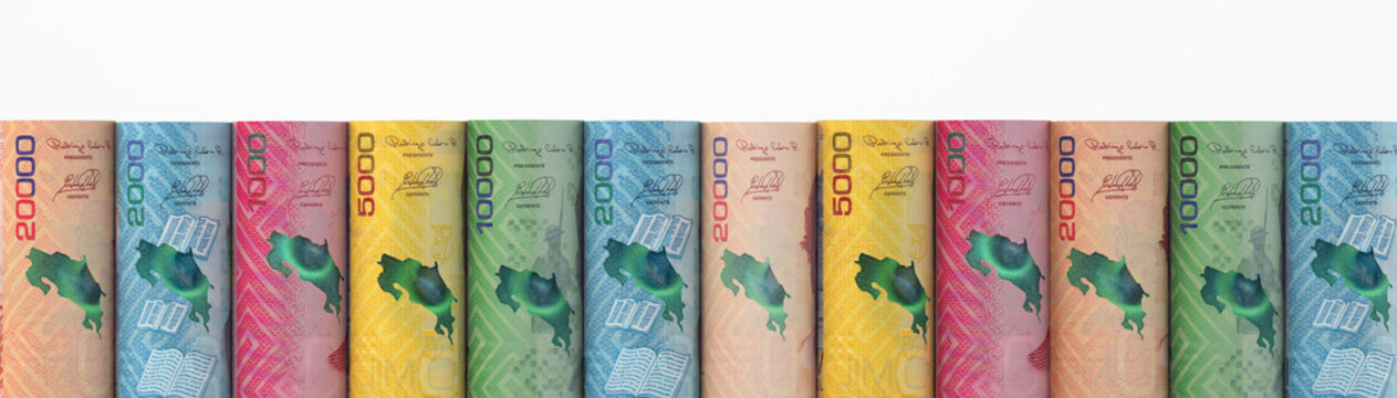 Costa Rican colon banknotes roll row