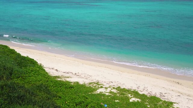 Pristine turquoise water and white sand at Ohama Beach in Miyako Island, Okinawa