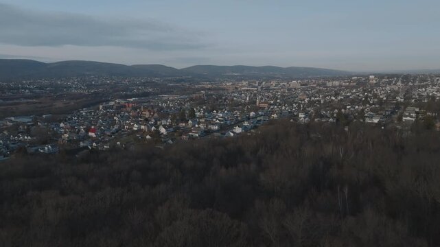Establishing shot of Scranton, Pennsylvania on a winter day