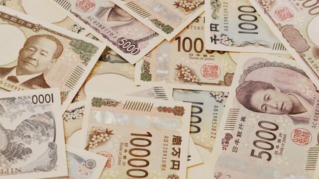 Place Japanese banknotes. Slowly dropping Japanese banknotes. 日本紙幣を置く。日本紙幣をゆっくり落とす。