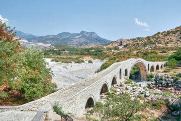 Fototapeta premium Brücke von Mes, Albanien