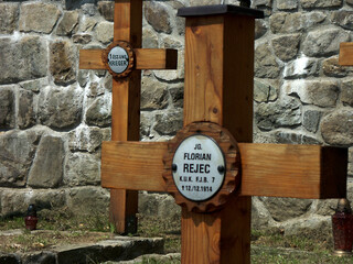 Cmentarz z pierwszej wojny światowej, żołnierz, krzyż, śmieć, nagrobek, poległy, upamiętnienie 