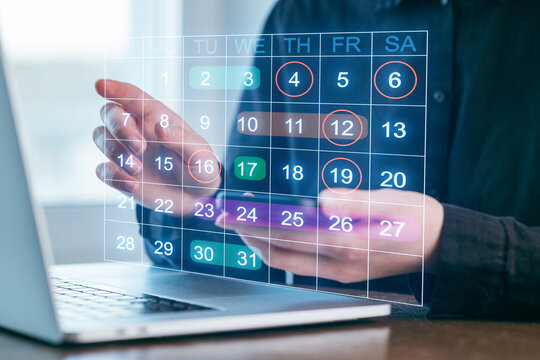 Planning and scheduling tasks efficiently using digital calendar and notebook