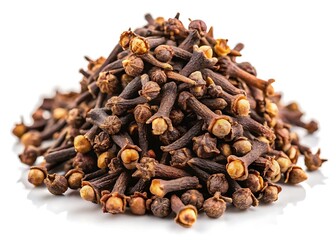 Obraz premium Angled Close-Up of Aromatic Dried Cloves in Loose Heap, Square Composition on white background