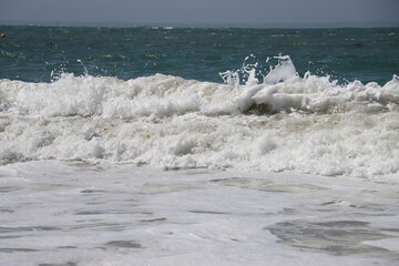 waves splashing on the beach