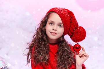 Naklejka premium Pink winter Girl Portrait