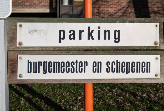 Parking sign for mayor and aldermen
