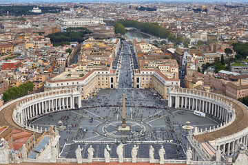 Italy, Rome, Vatican, view of St. Peter's Square from the roof of St. Peter's Basilica