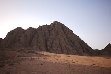 Naklejka premium mountains in the desert