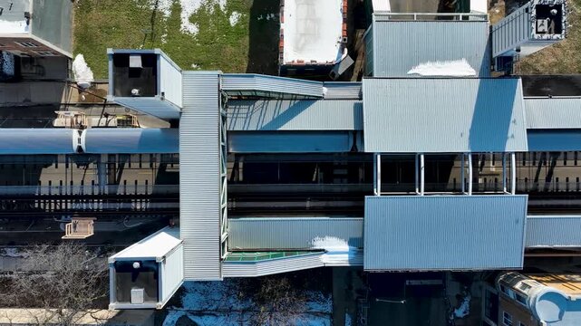 Cinematic 4K Drone Aerial Chicago Skyline Flying to Downtown Over CTA Green Line 'L' Train Tracks in Garfield Park