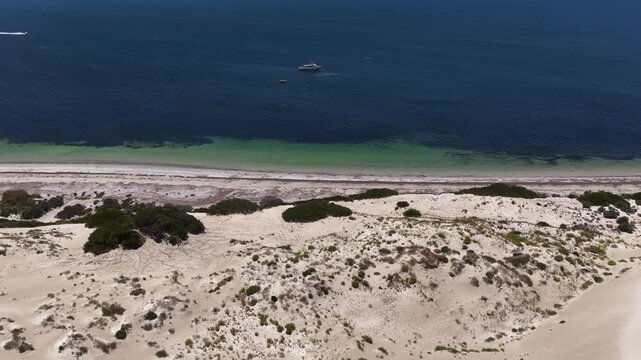 Fowlers Bay, South Australia &ndash; 4K aerial drone view of Great Australian Bight coastline, turquoise ocean, sand dunes, white sand beach and limestone cliffs