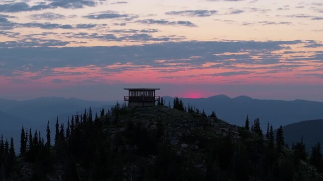Fire Lookout Images – Browse 21,017 Stock Photos, Vectors, and Video ...