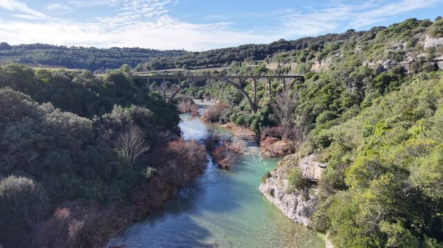 Gorges de la Cesse entre minerve et La Caunette dans l'h&eacute;rault en janvier 2026