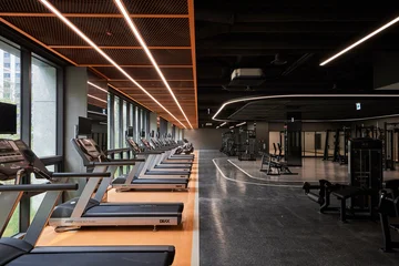 Wandcirkels Fitness Loopbanden in luxe fitnesscentrum  © Namsun