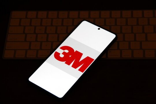 3M - Multinacional americana diversificada, focada em ci&ecirc;ncia e tecnologia, que produz mais de 60.000 produtos para diversos setores, incluindo sa&uacute;de, seguran&ccedil;a do trabalhador, transporte.