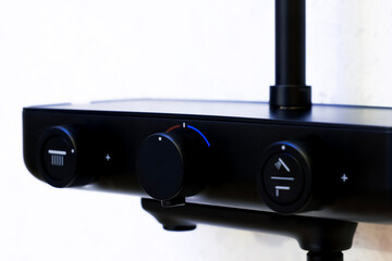 Shower head water temperature control switch