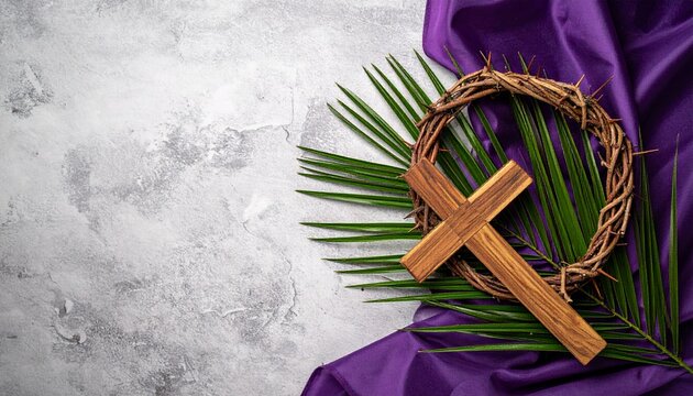 Fastenzeit &ndash; Kreuz und Dornenkranz mit Palmzweigen auf violettem Tuch als Symbol f&uuml;r Passionszeit und Palmsonntag