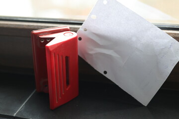 Paper punching handle machine, red color