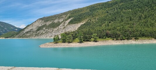Fototapeta premium Lac de Sainte-Croix Scenic Landscape