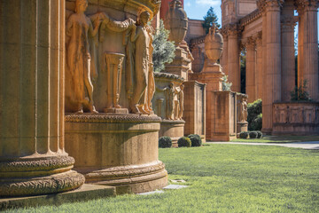 Palace of Fine Arts in San Francisco, showcasing its classical architecture and grand rotunda. Iconic cultural landmark surrounded by a serene lagoon, popular for sightseeing, photography, and tourism