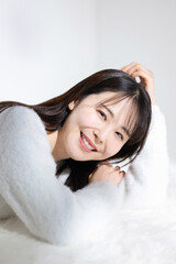 Naklejka premium 寛ぐ女性