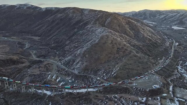 Massive traffic jam in the highlands