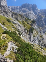 Fototapeta premium Scenic Hiking Trail Near Dachstein with Panoramic Alpine Views in Summer