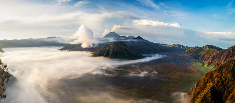 Mt Bromo volcano, Tengger Semeru National Park, East Java, Indonesia