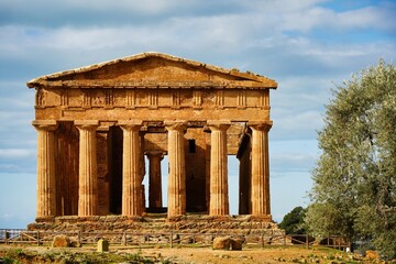 Fototapeta premium The Temple of Concord in Agrigento is one of the best preserved temples of antiquity.