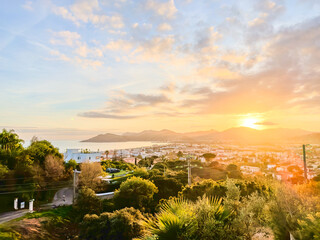 Obraz premium sunset over the city