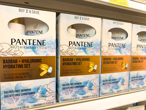 Pantene Nutrient Blends Baobab and Hyaluronic Hydrating Set Retail Shelf Display