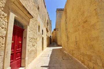 Obraz premium Alley in the old town of Mdina, Malta