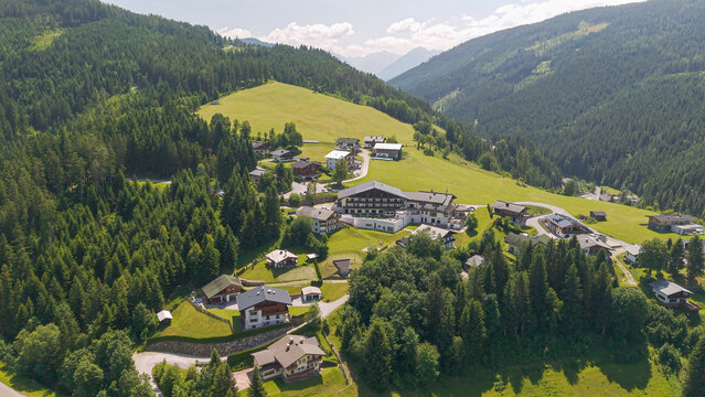 Fly with me across the little Austrian village of Filzmoos which is embedded into juicy grass and the Dachstein mountain chain which is a pure magnet of tourists all over the year seasons