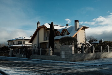 Paisaje nevado parque de Madrid en España  © MP