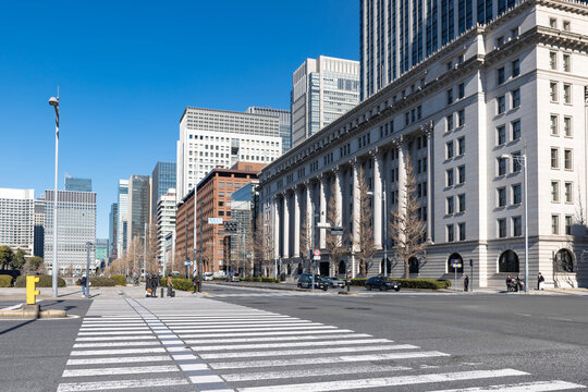 (東京都ｰ都市風景)青空の日比谷ビル群８