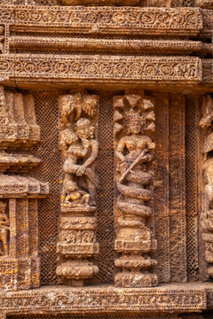 This erotic stone sculpture at the Konark Sun Temple depicts an intimate couple in close embrace, symbolizing fertility, human desire, and tantric philosophy in Odishan temple art.
