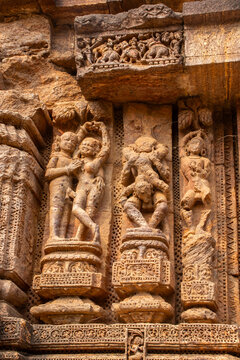 This erotic stone sculpture at the Konark Sun Temple depicts an intimate couple in close embrace, symbolizing fertility, human desire, and tantric philosophy in Odishan temple art.
