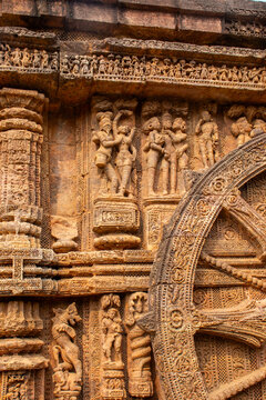 This erotic stone sculpture at the Konark Sun Temple depicts an intimate couple in close embrace, symbolizing fertility, human desire, and tantric philosophy in Odishan temple art.
